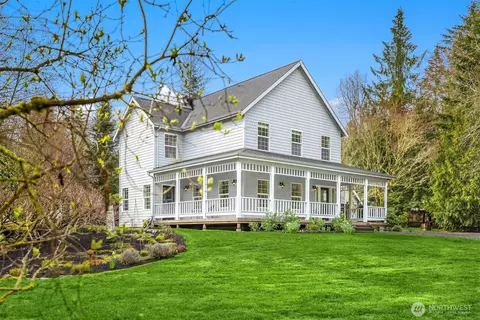 7091 NE Bay Hill Rd, Bainbridge Island, WA 98110