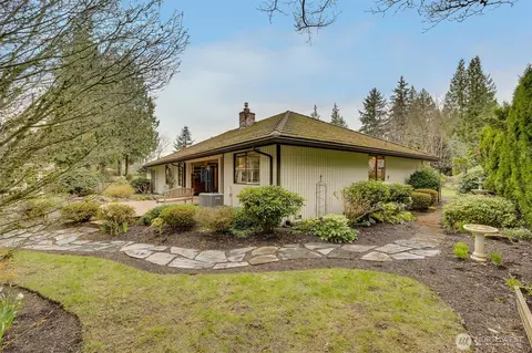 Exterior - 1522 145th Pl SE, Mill Creek, WA 98012 photo 3 of 8