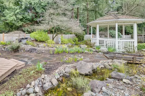 Exterior - 1522 145th Pl SE, Mill Creek, WA 98012 photo 8 of 8