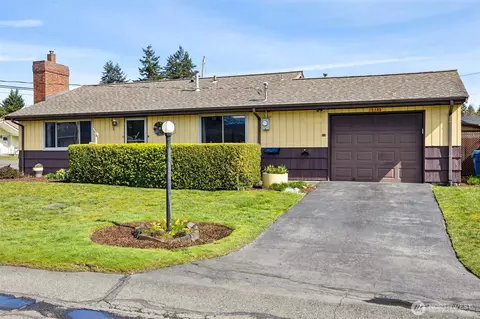 25306 29th Ave S, Kent, WA 98032