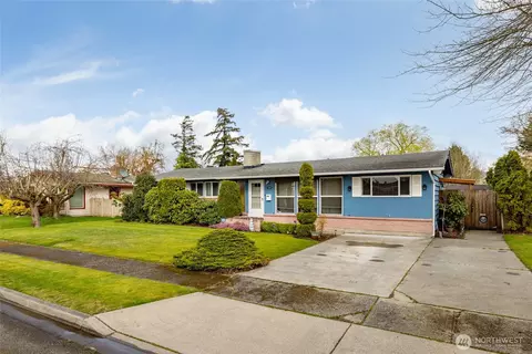 1114 S 19th St, Mount Vernon, WA 98274