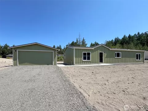 41 Butterfly Ln, Sequim, WA 98382