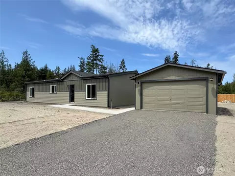 31 Butterfly Ln, Sequim, WA 98382