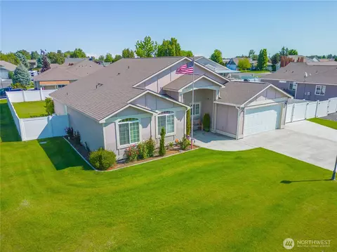 9500 SE Castlewood Dr, Moses Lake, WA 98837