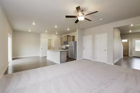 8520 13th Ave E, Tacoma, WA 98445 photo 3