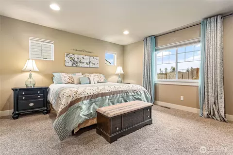 Bedroom - 810 Mapleridge Dr, Everson, WA 98247 photo 3 of 4