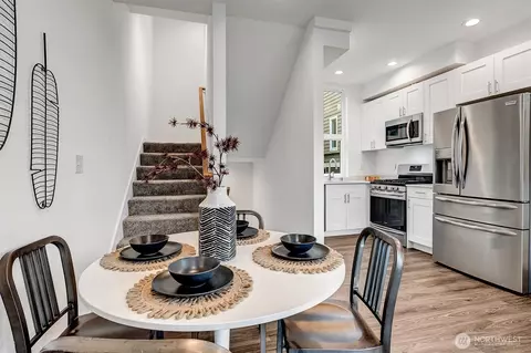 Dining - 2709 E Yesler Way #E, Seattle, WA 98122 photo 4 of 4