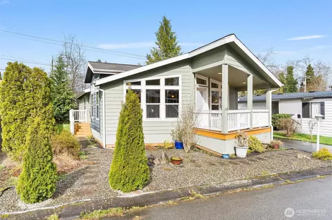 815 124th St SW #29, Everett, WA 98204