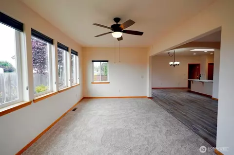 Living - 230 Choice Loop, Sequim, WA 98382 photo 5 of 8