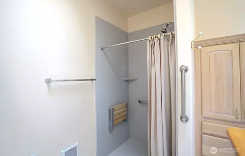 Bath - 230 Choice Loop, Sequim, WA 98382 photo 3 of 6