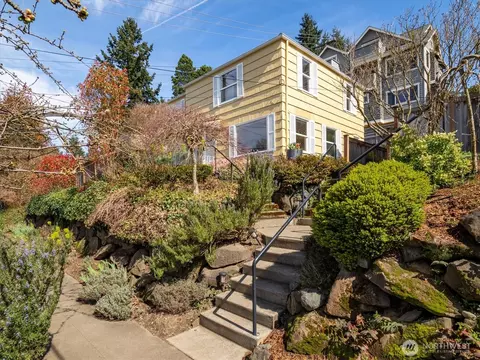 3056 31st Ave W, Seattle, WA 98199