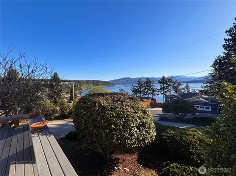 141 Sunset Blvd, Port Townsend, WA 98368