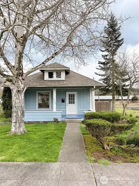 1002 B St, Centralia, WA 98531