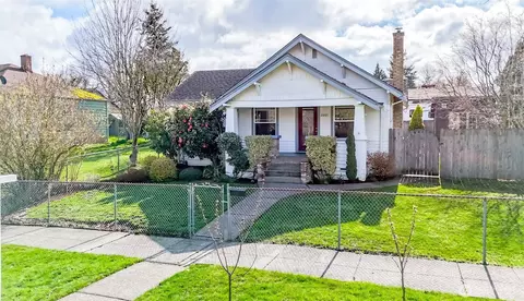 2007 James St, Enumclaw, WA 98022