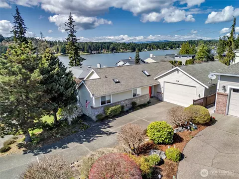 6049 Osprey Cir, Bremerton, WA 98312