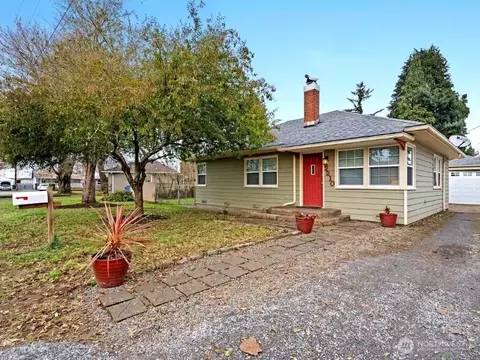 2210 W 28th St, Vancouver, WA 98660