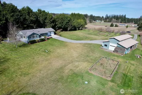 224 Grey Hawk Ln, Sequim, WA 98382
