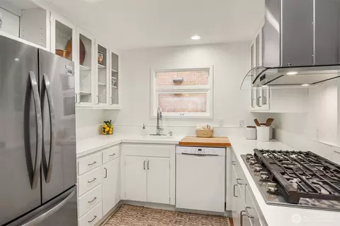 1937 Boyer Ave E, Seattle, WA 98112 photo 16