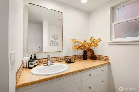 1937 Boyer Ave E, Seattle, WA 98112 photo 17