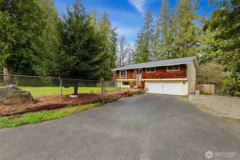 3682 NE Hyak Way, Bremerton, WA 98311