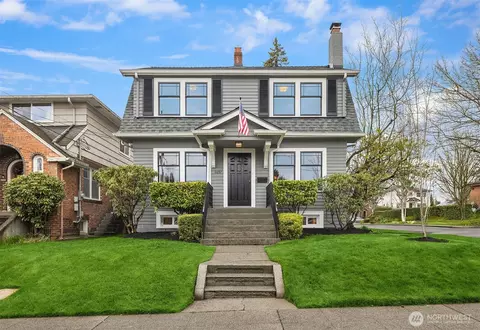 6057 33rd Ave NE, Seattle, WA 98115