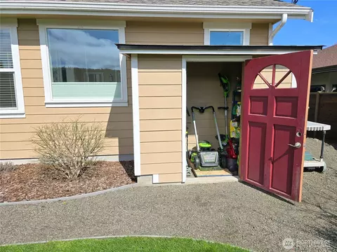 90 Broadmoor St, Sequim, WA 98382 photo 8
