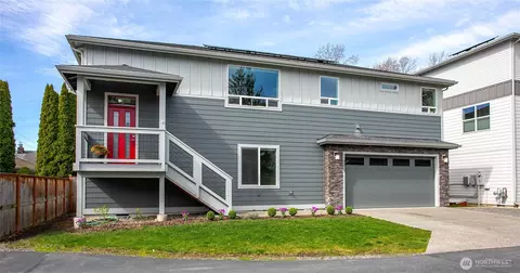 705 E Illinois St, Bellingham, WA 98225