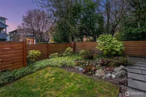 Exterior - 2810 E Valley St, Seattle, WA 98112 photo 6 of 7