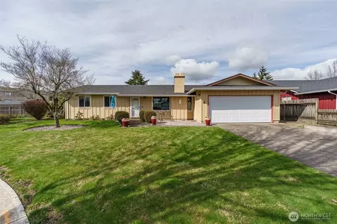 6 Ash Pl, Longview, WA 98632