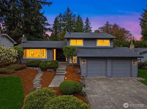 9318 NE 132nd Pl, Kirkland, WA 98034