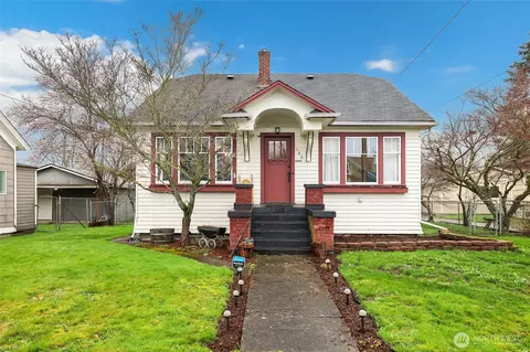 166 S A St, Buckley, WA 98321