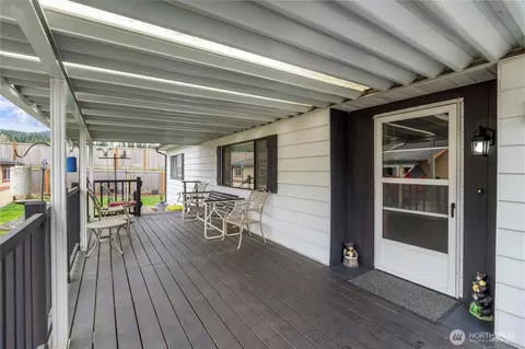 1504 Sunrise Ave, Enumclaw, WA 98022 photo 5
