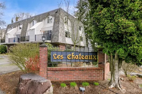8601 244th St SW #1F, Edmonds, WA 98026