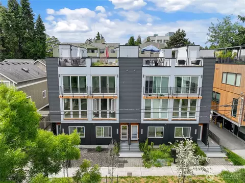 8817 Midvale Ave N #D, Seattle, WA 98103