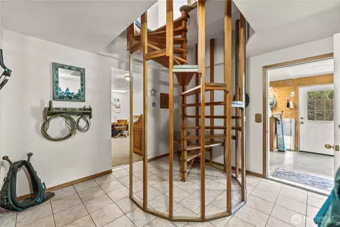 Entry Way - 1027 Twisp River Rd, Twisp, WA 98856 photo 1 of 1