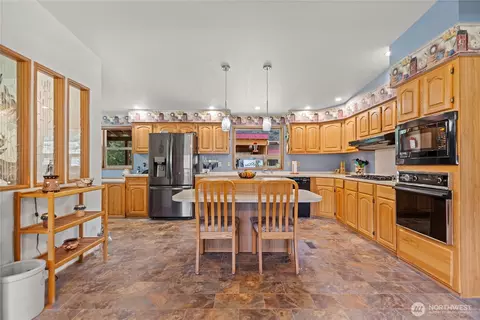 Kitchen - 1027 Twisp River Rd, Twisp, WA 98856 photo 1 of 3