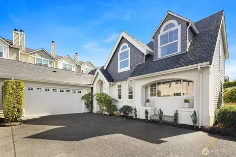 1465 NE Katsura St, Issaquah, WA 98029