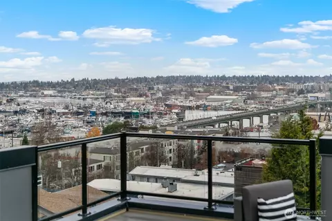 3621 13th Ave W #A, Seattle, WA 98119