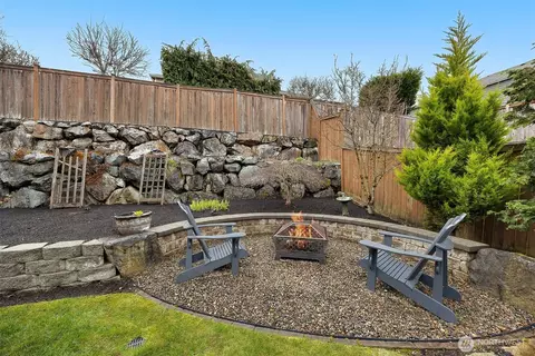 Exterior - 21921 40th Ave SE, Bothell, WA 98021 photo 5 of 5