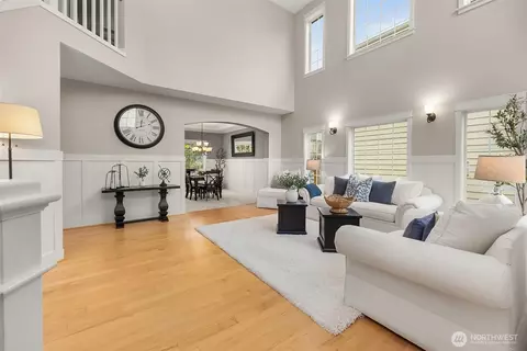 Living - 21921 40th Ave SE, Bothell, WA 98021 photo 1 of 5