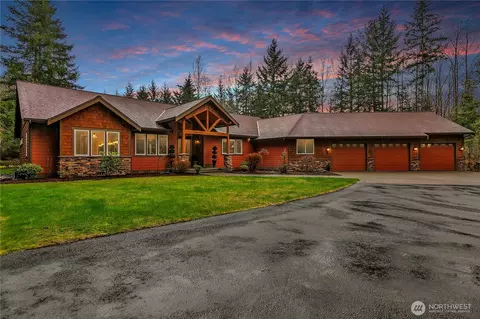 22235 SE 305th Way, Black Diamond, WA 98010