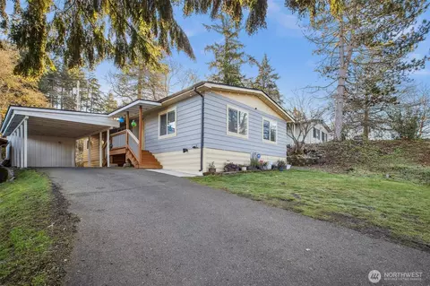 6622 146th St SW #10, Lakewood, WA 98439