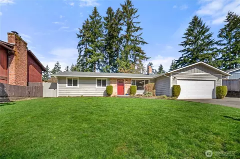 11652 SE 323rd Pl, Auburn, WA 98092