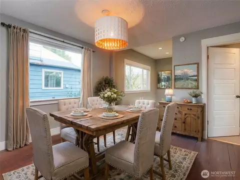 Dining - 1615 Mcdougall Ave, Everett, WA 98201 photo 1 of 1