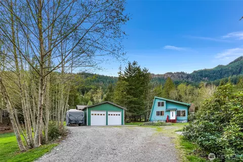 541 E Alder Dr, Sedro Woolley, WA 98284
