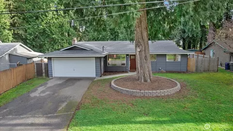 10810 NE 134th St, Kirkland, WA 98034