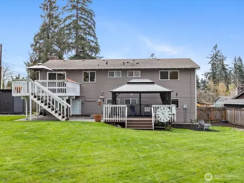 Exterior - 223 176th Pl SW, Bothell, WA 98012 photo 8 of 10