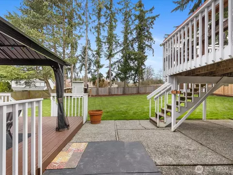 Exterior - 223 176th Pl SW, Bothell, WA 98012 photo 5 of 10