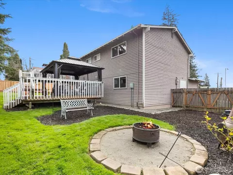 Exterior - 223 176th Pl SW, Bothell, WA 98012 photo 2 of 10