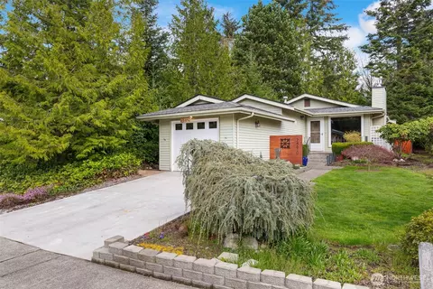 24610 11th Ave S, Des Moines, WA 98198